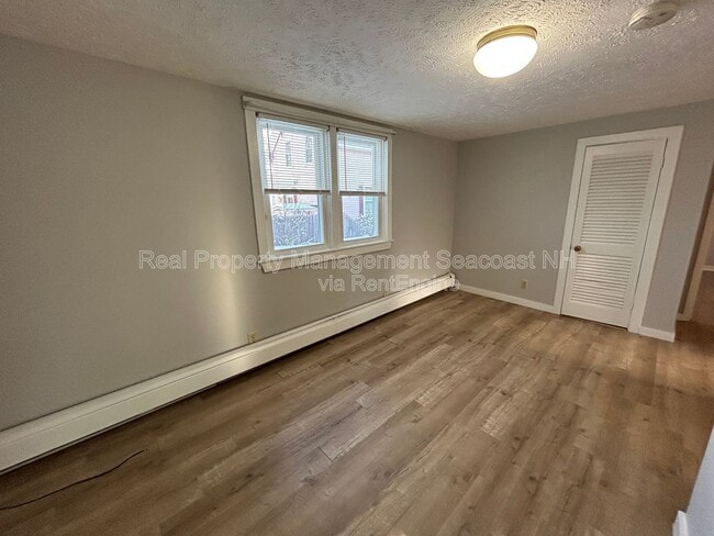 Photo - 11 Glen St Unit C