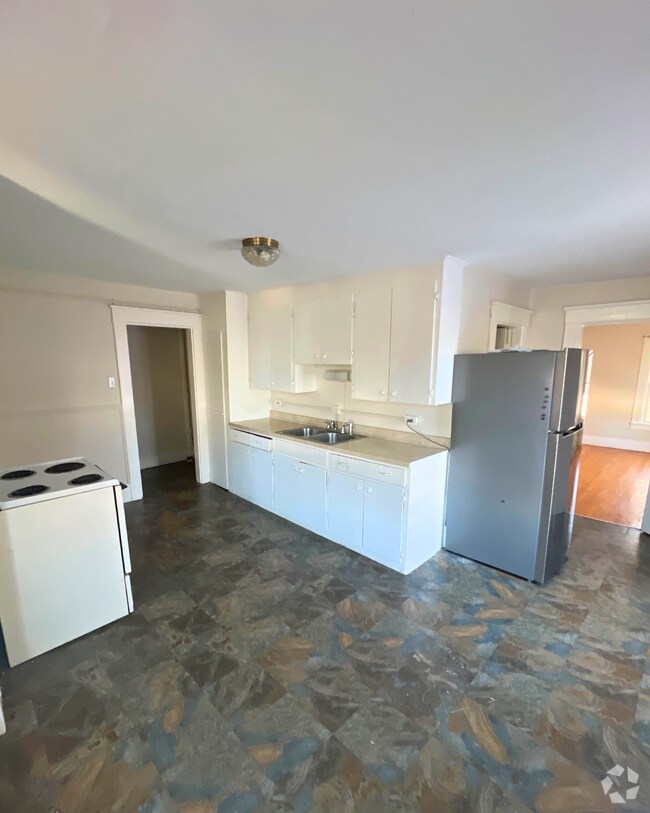 Building Photo - 277 Brunswick St Unit 7 Rental