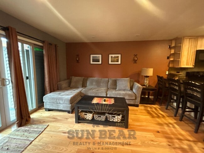 Photo - 3 Bedroom - Great Location!