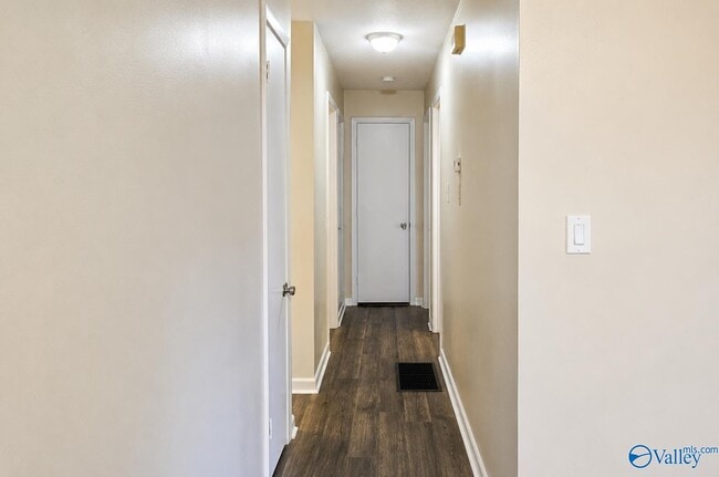 Photo - 3311 Wilks Pl SW