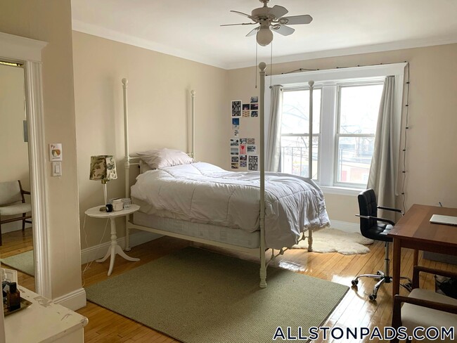 Photo - 33 Highgate St Unit 4