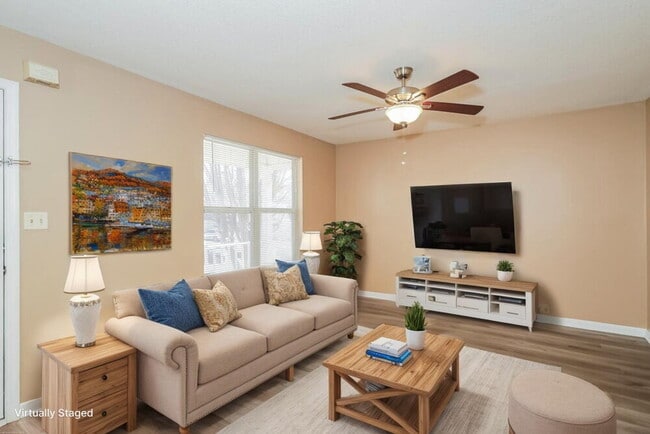 Photo - 313 Tramore Pass