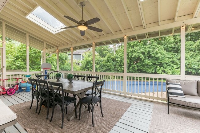 Photo - 9911 Barnsbury Ct