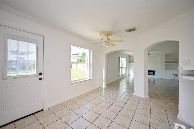 Building Photo - 18135 Brightwood Park Ln Rental