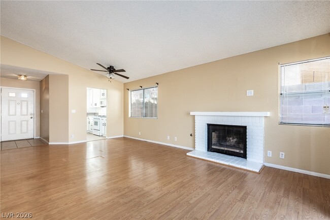Photo - 7434 Coffeyville Ave