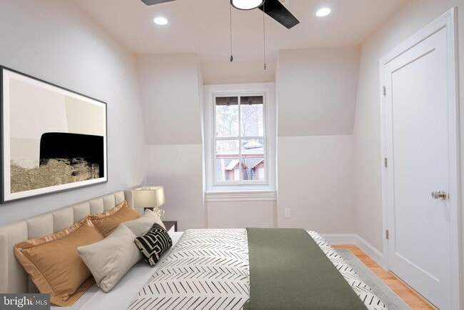 Photo - 333 S 21st St