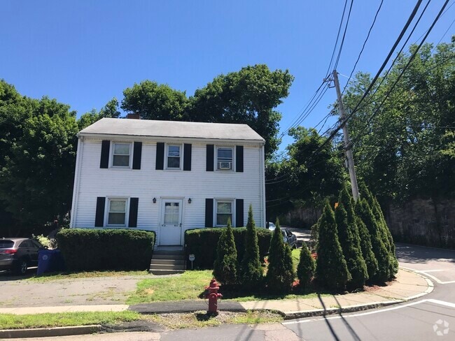 Building Photo - 926 Chestnut St Unit 2FL Rental