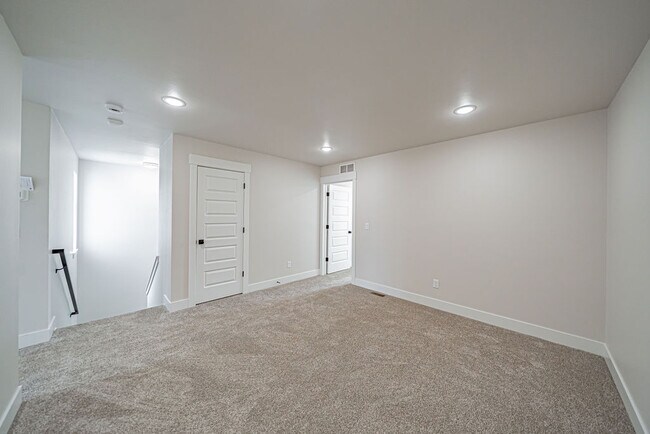 Photo - 1382 Pinecrest Trl