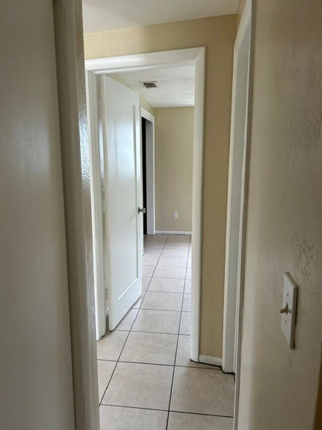 Photo - 2527 Cheval Dr