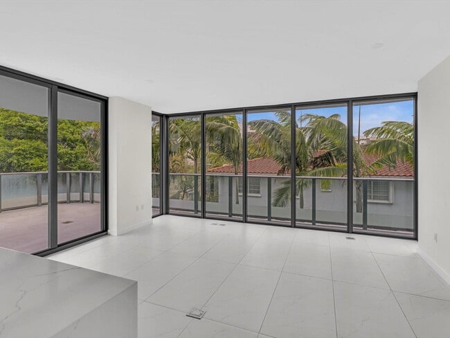 Photo - 9901 W Bay Harbor Dr Unidad 304