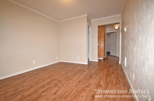 Photo - 1827 Harris St Unit 314 (B3)