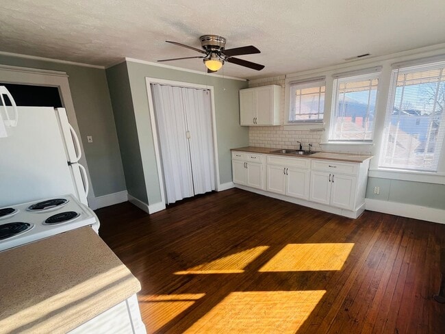 Photo - 307 Harahan Blvd