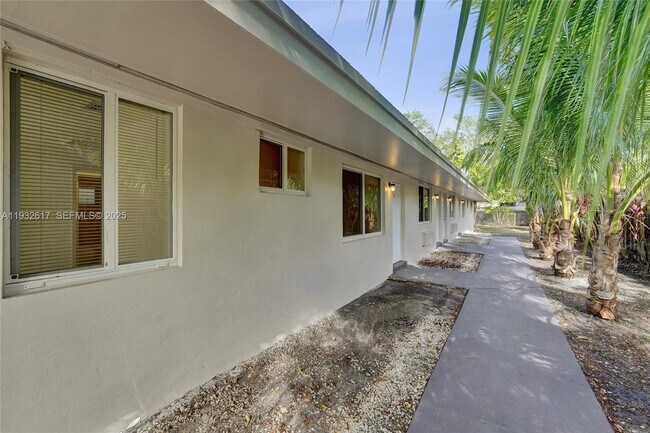 Photo - 30 SW 8th St Unidad 1