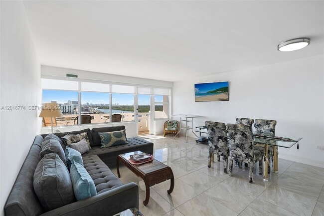 Photo - 3111 N Ocean Dr Unit 1110
