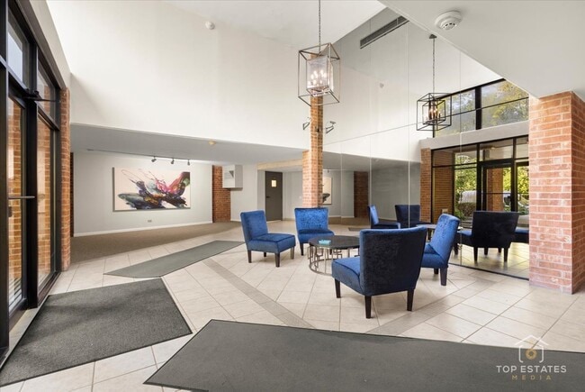 Photo - 1615 E Central Rd