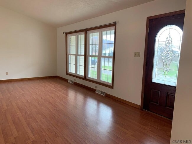 Photo - 133 Anderson Ln