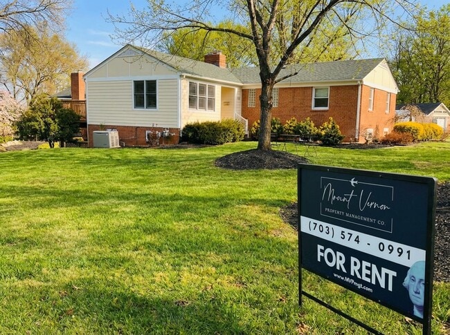 Photo - 5212 Mount Vernon Memorial Hwy