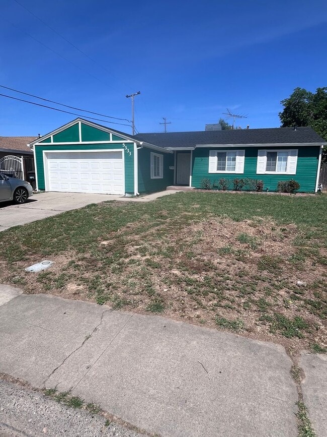 Building Photo - NICE HOME IN SACRAMENTO!!