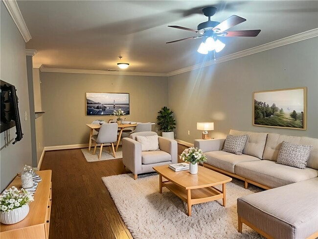 Photo - 833 Old Greenville Hwy Unidad 1037