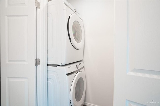 Photo - 802 Redwood Ave