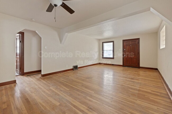 Photo - 7125 Theodore Ave