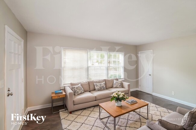 Photo - 1823 Lee St
