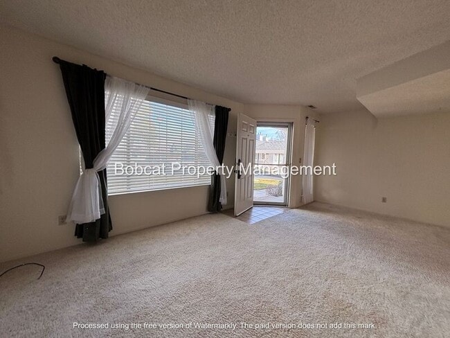 Photo - 1420 Douglas Ave