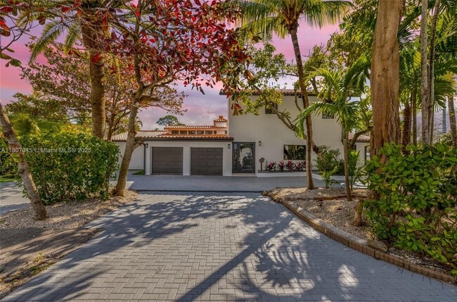 Photo - 210 NE 107th St Casa
