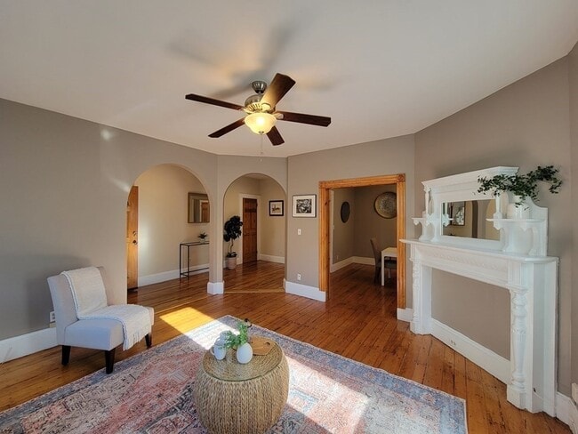 Photo - 20 Forbes St Unit 1