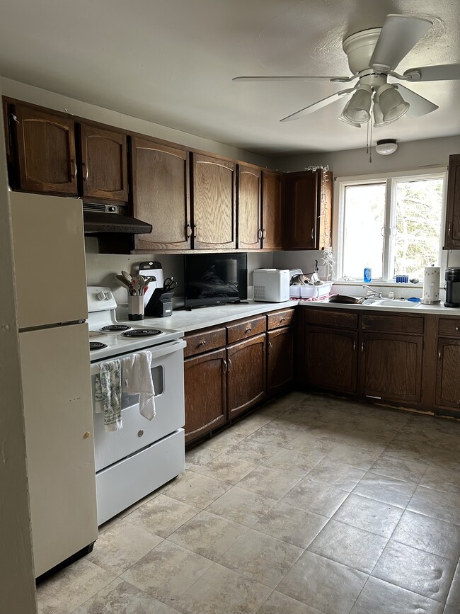 Photo - 169 Glide St Unidad Apt 2