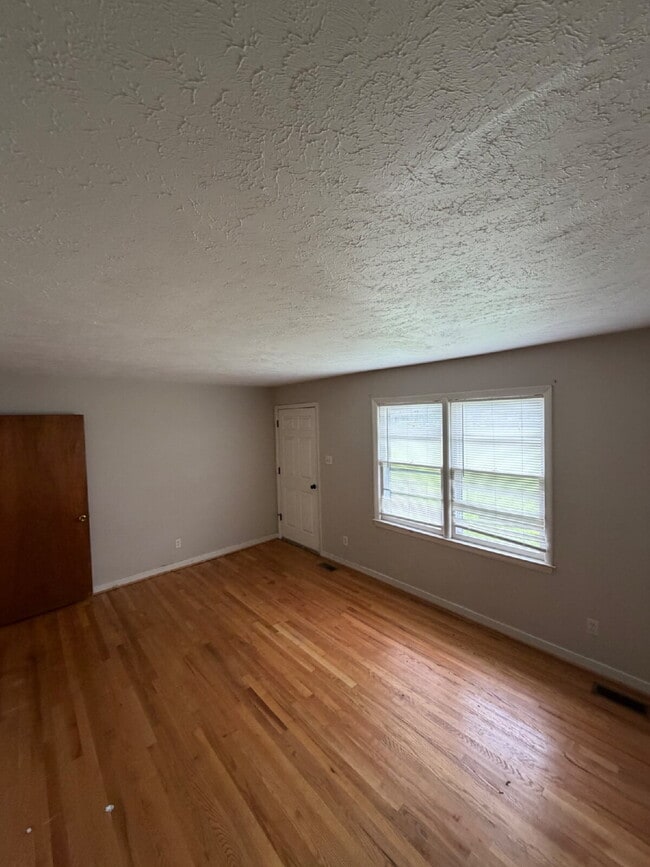 Photo - Cute Brick House w/ 3 BR | 1.5 BA in Goldsboro *Pikeville school district*