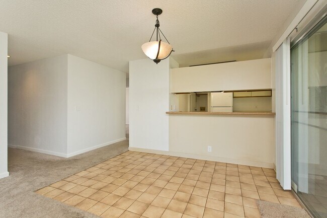 Photo - READY TO RENT! 3 bed, 2 bath home in beaut...