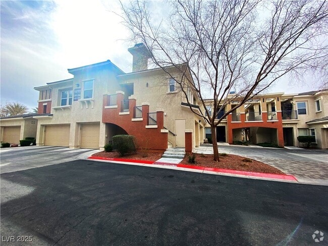 Building Photo - 10701 Pappas Ln Unit 204 Rental