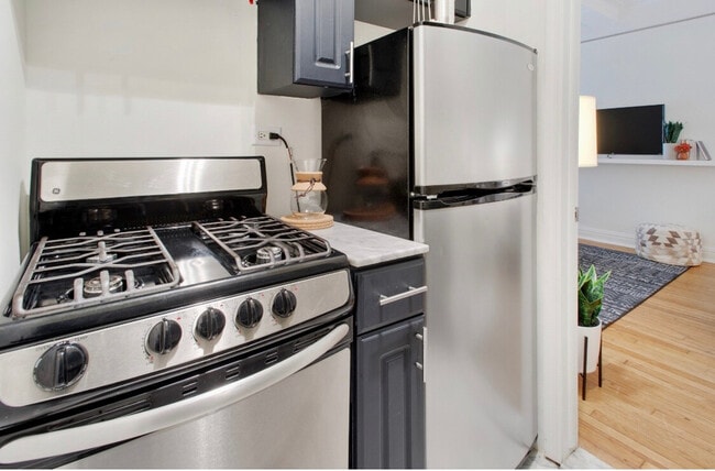 Photo - 230 E 10th St Unidad SI ID1358387P