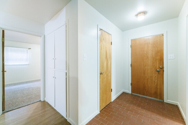 Photo - Don't sleep on this one!!! Sharp, remodeled, perfect.