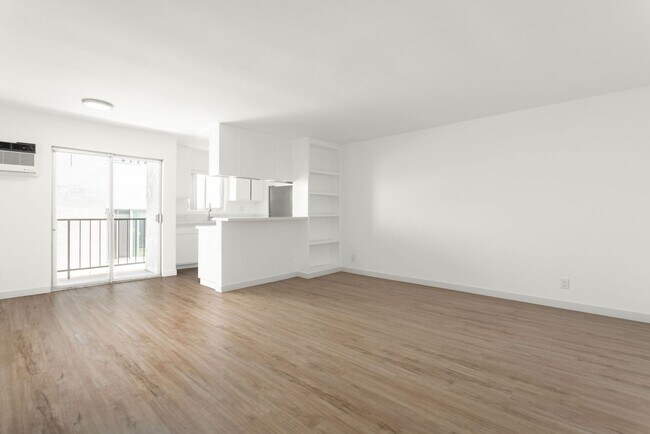 Photo - Larrabee Square Apartments