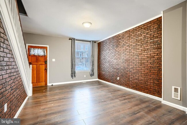 Photo - 1931 Griffis Ave