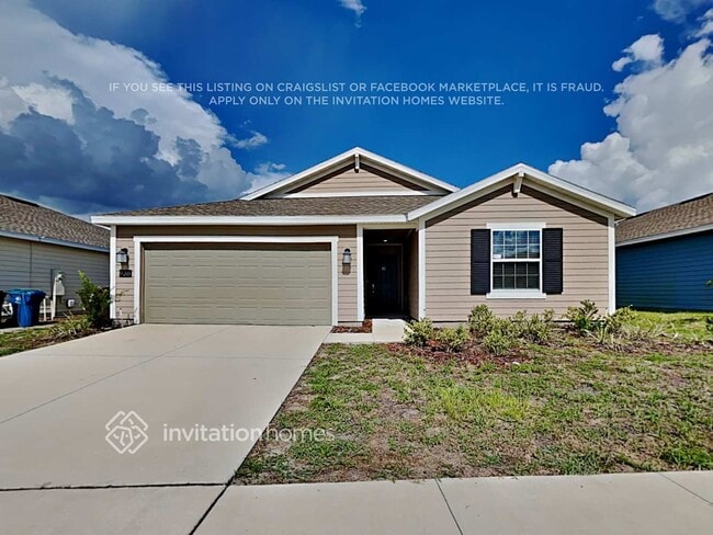 Photo - 936 Caitlin Loop