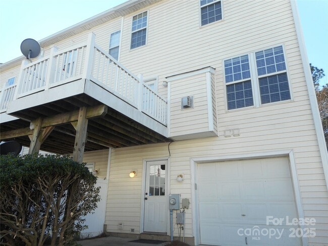 Photo - 8145 Millwright Ln