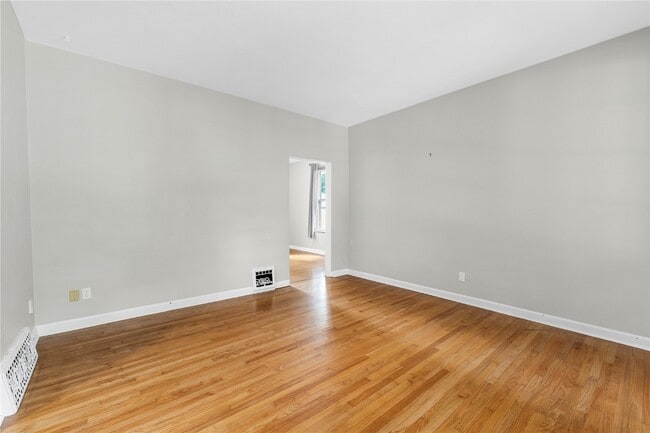 Photo - 3617 Commonwealth Ave Casa