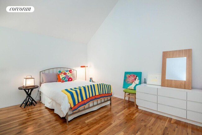 Photo - 15 Arthur Ave