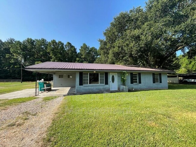Building Photo - 2405 St Landry Ave