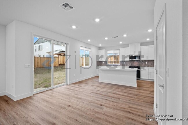 Photo - 5694 Loray Ln