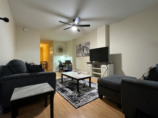 Photo - 409 Herr St Townhome