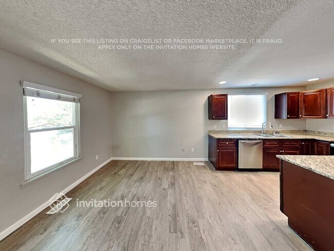 Photo - 8450 Sandreed Cir