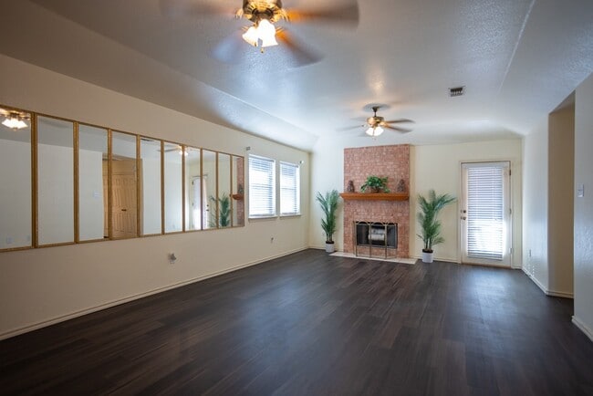 Photo - 224 Coronado Cir