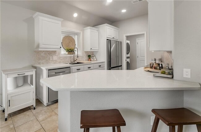 Building Photo - 935 Turtle Dove Trail Rental