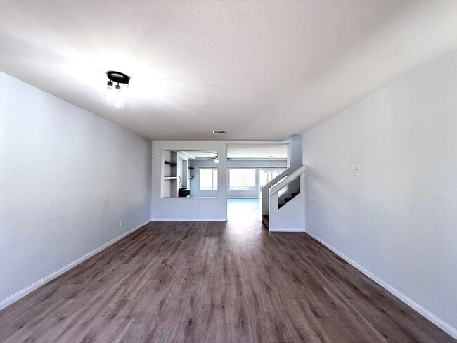 Photo - Great 5 bedroom home with RV Parking! Loca...