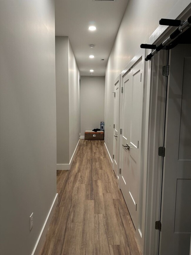 Photo - Centre Flat Unit 2