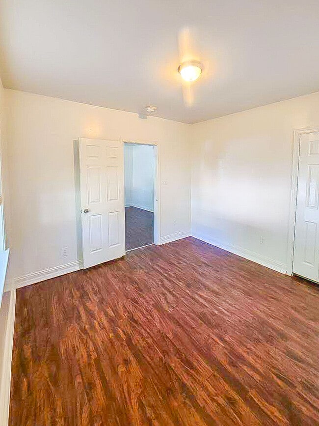 Photo - 144 Spring St